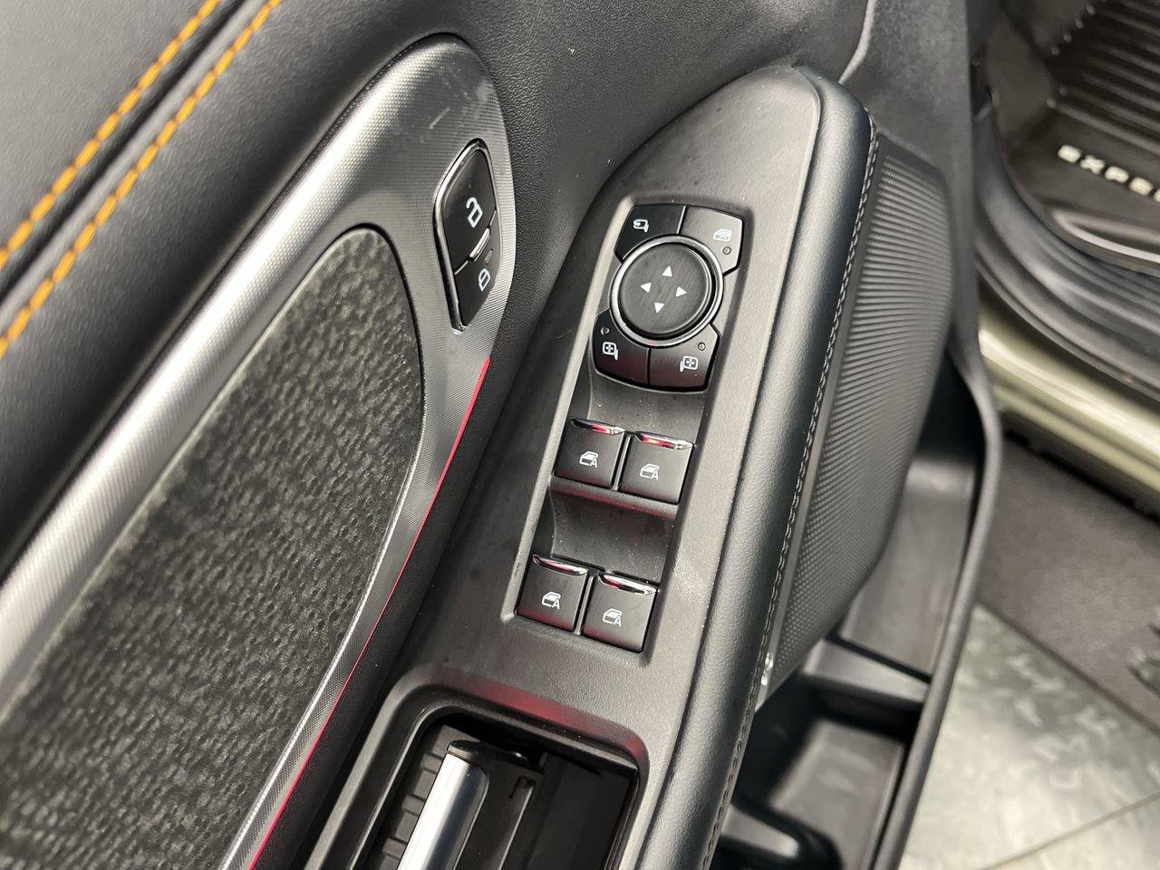 Used 2025 Ford Expedition Tremor AWD/4WD image 12
