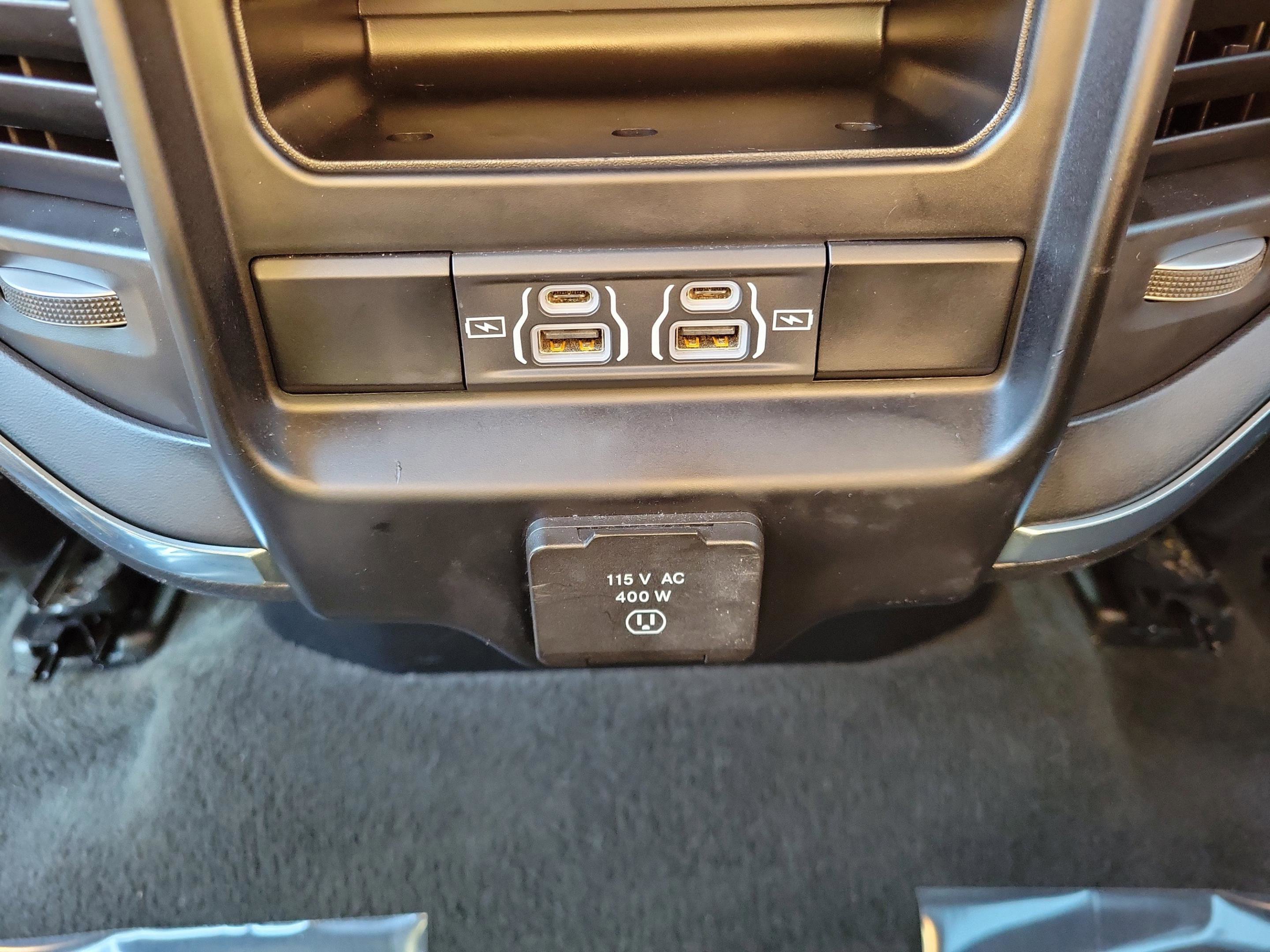 Used 2024 RAM 1500 Laramie image 14