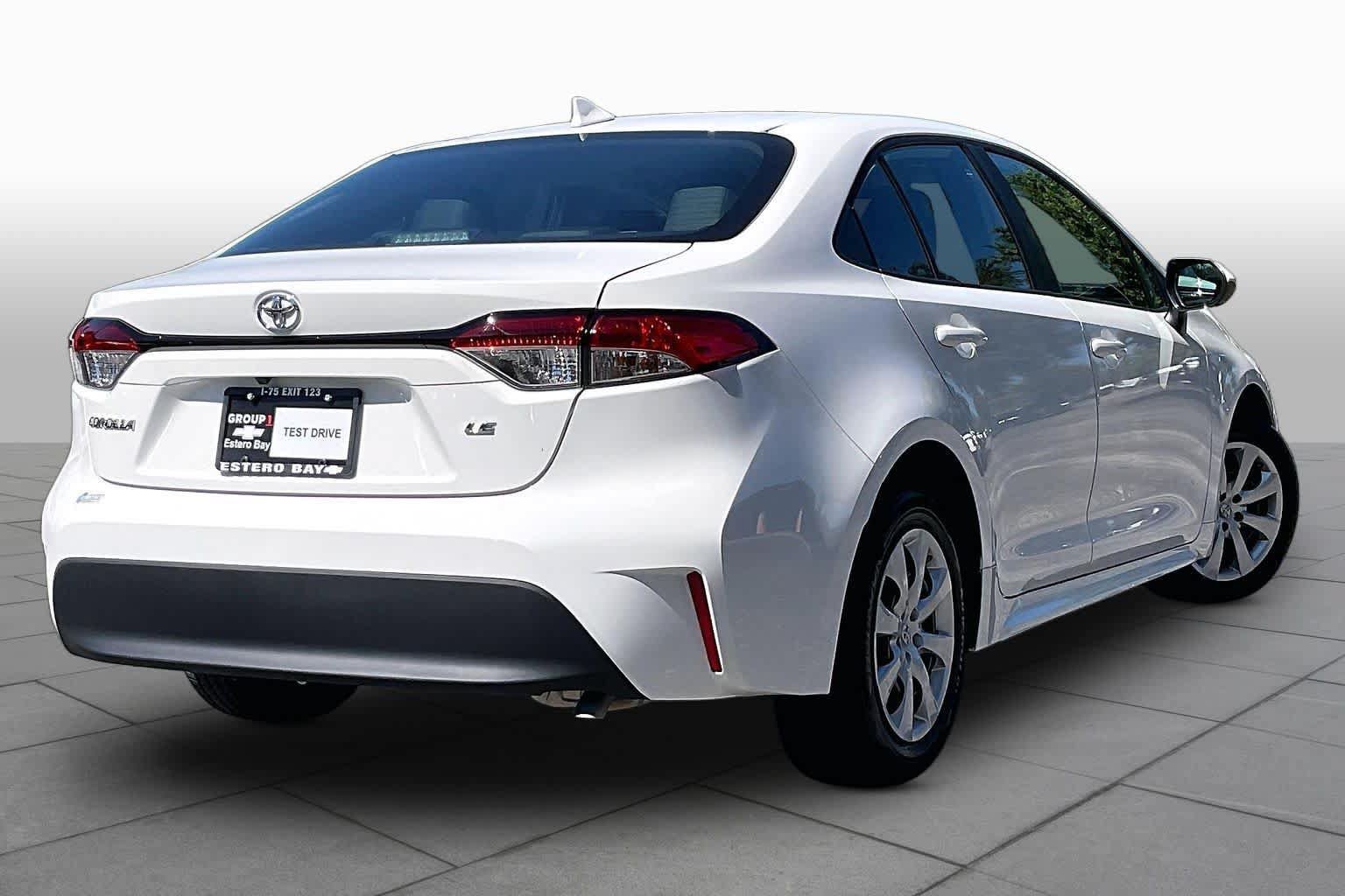 Used 2024 Toyota Corolla LE FWD image 13