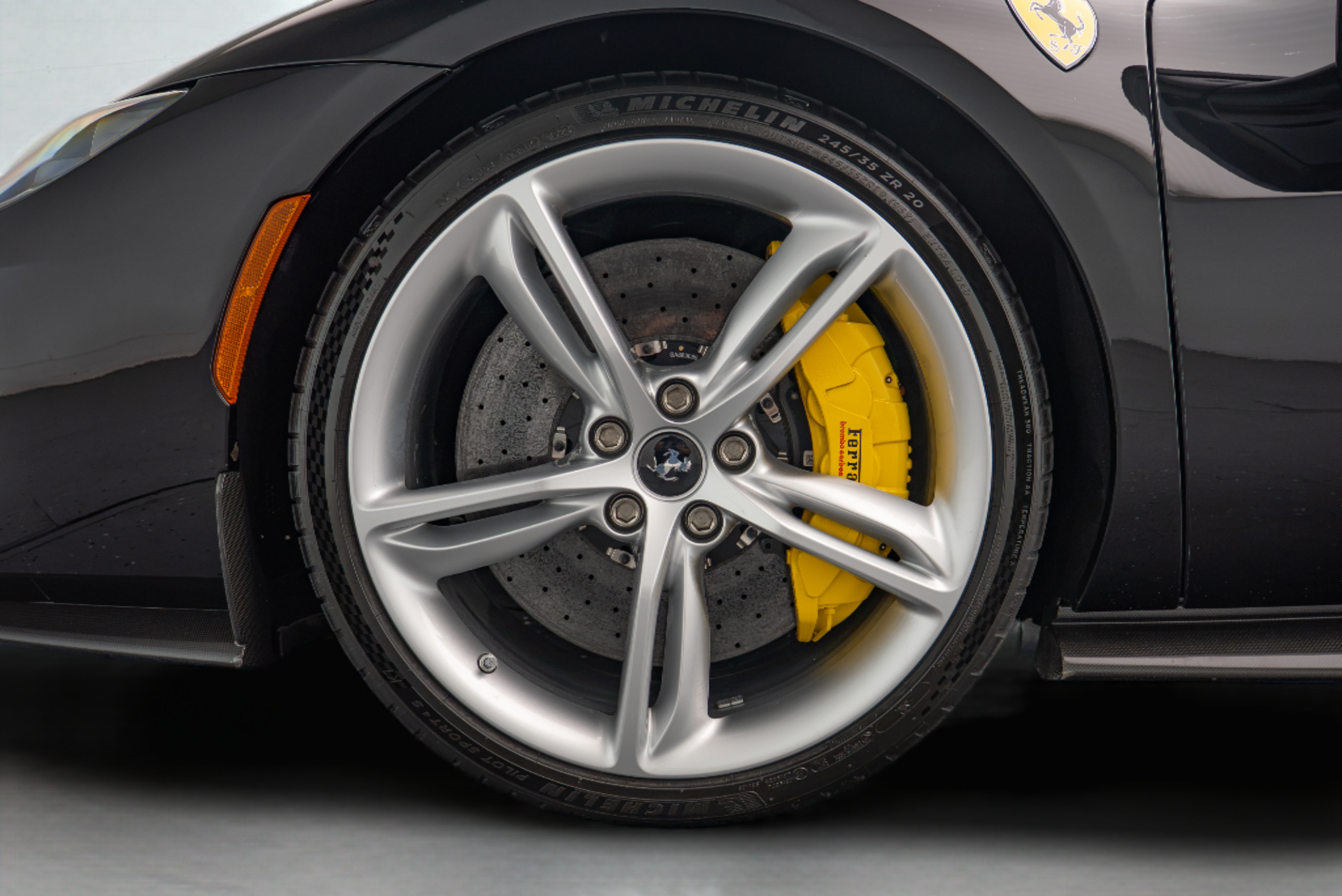 Used 2024 Ferrari 296 GTS RWD image 22