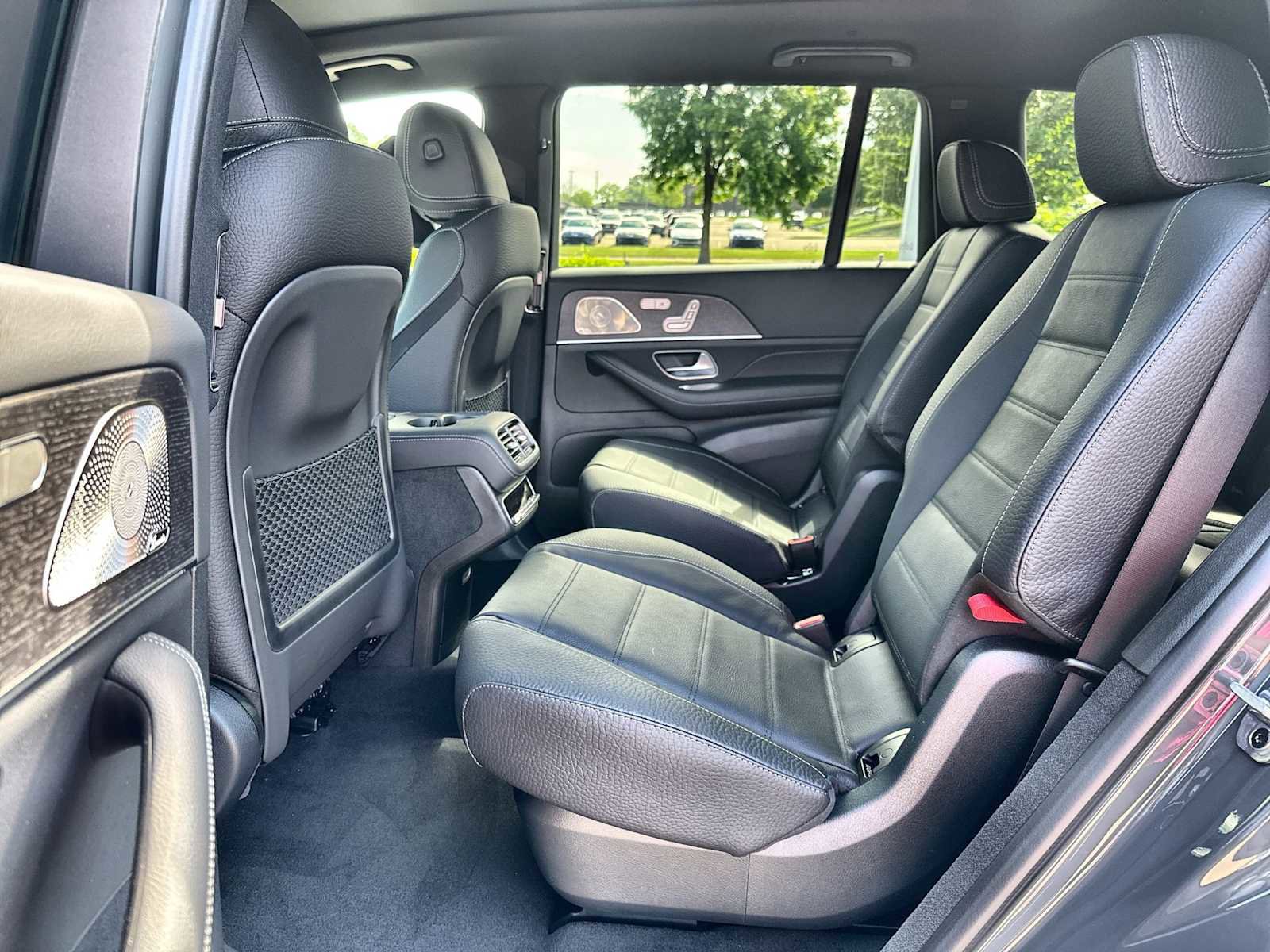 New 2026 Mercedes-Benz GLS 450 4MATIC image 4