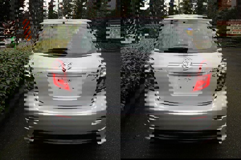 Used 2010 Toyota Matrix S image 10