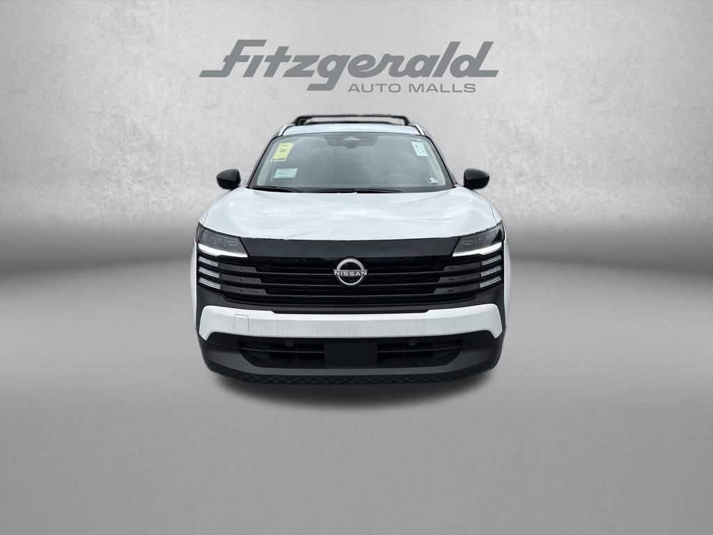 New 2026 Nissan Kicks SV w/ SV Premium Package image 2