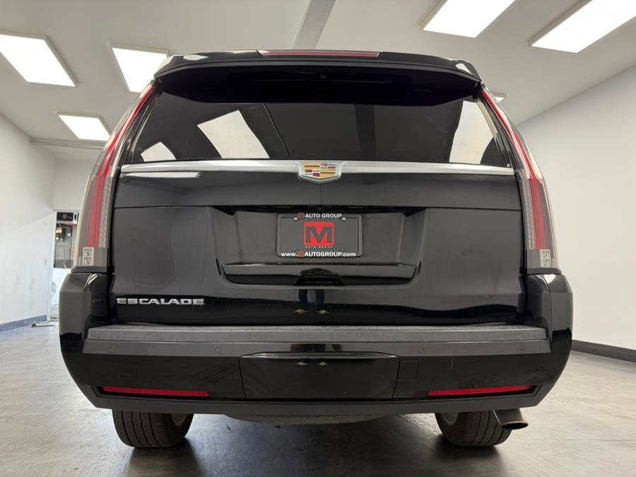 Used 2015 Cadillac Escalade Premium image 7