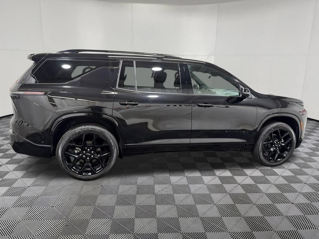 Used 2024 Chevrolet Traverse RS w/ LPO, Floor Liner Package AWD/4WD image 8