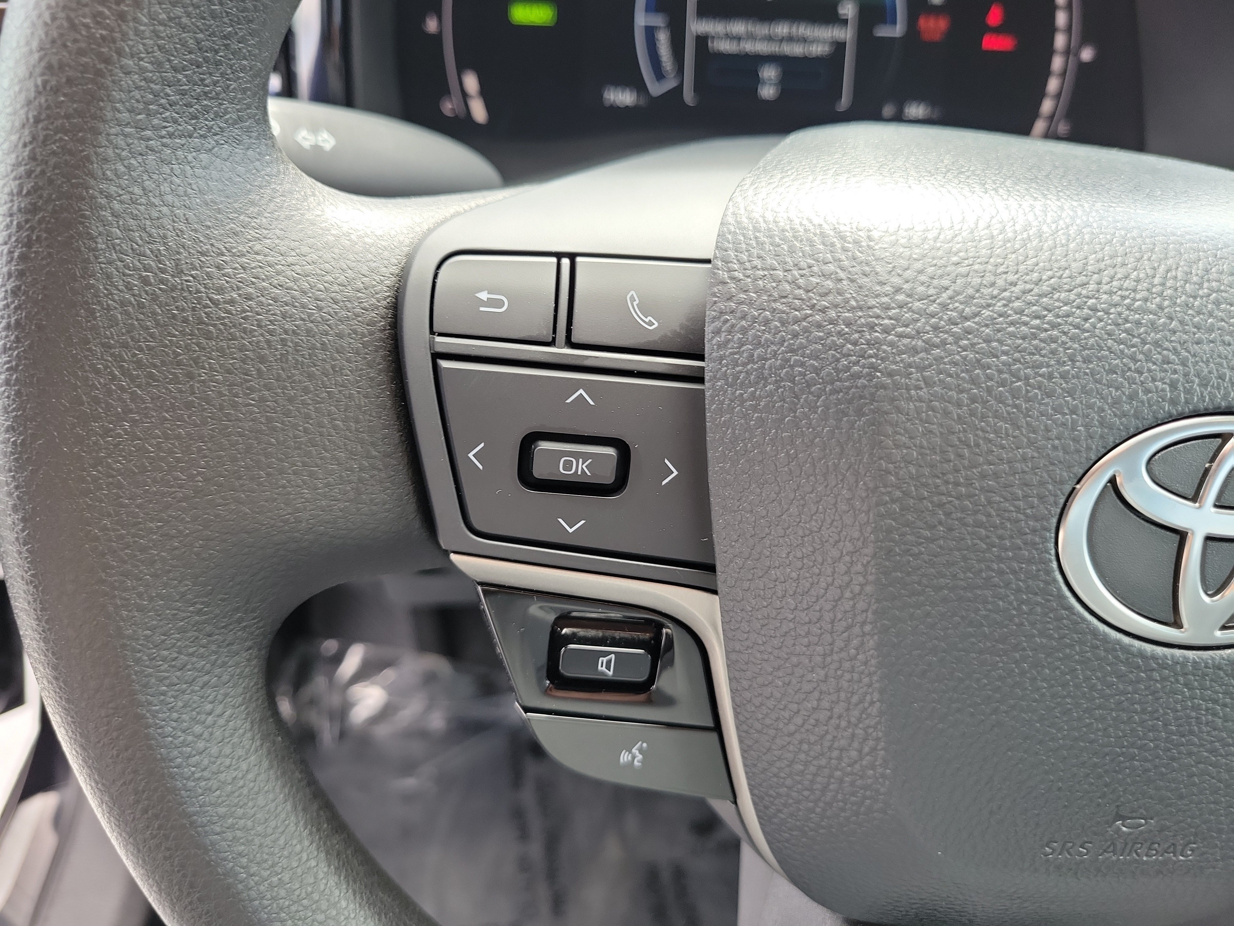 Used 2026 Toyota Camry LE FWD image 25