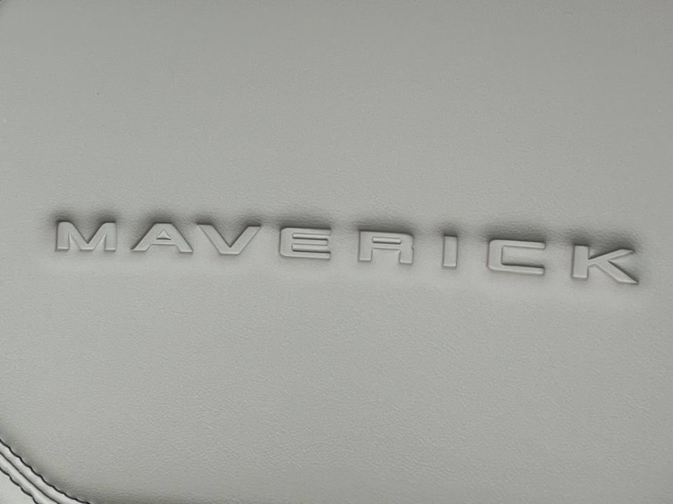 Used 2026 Ford Maverick Lariat w/ 4K Tow Package AWD/4WD image 14