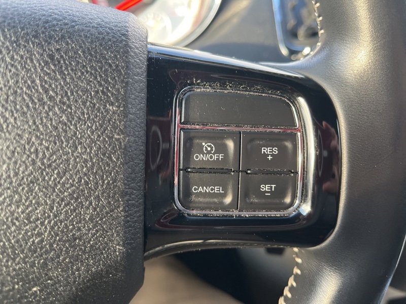 Used 2018 Dodge Grand Caravan SXT image 21