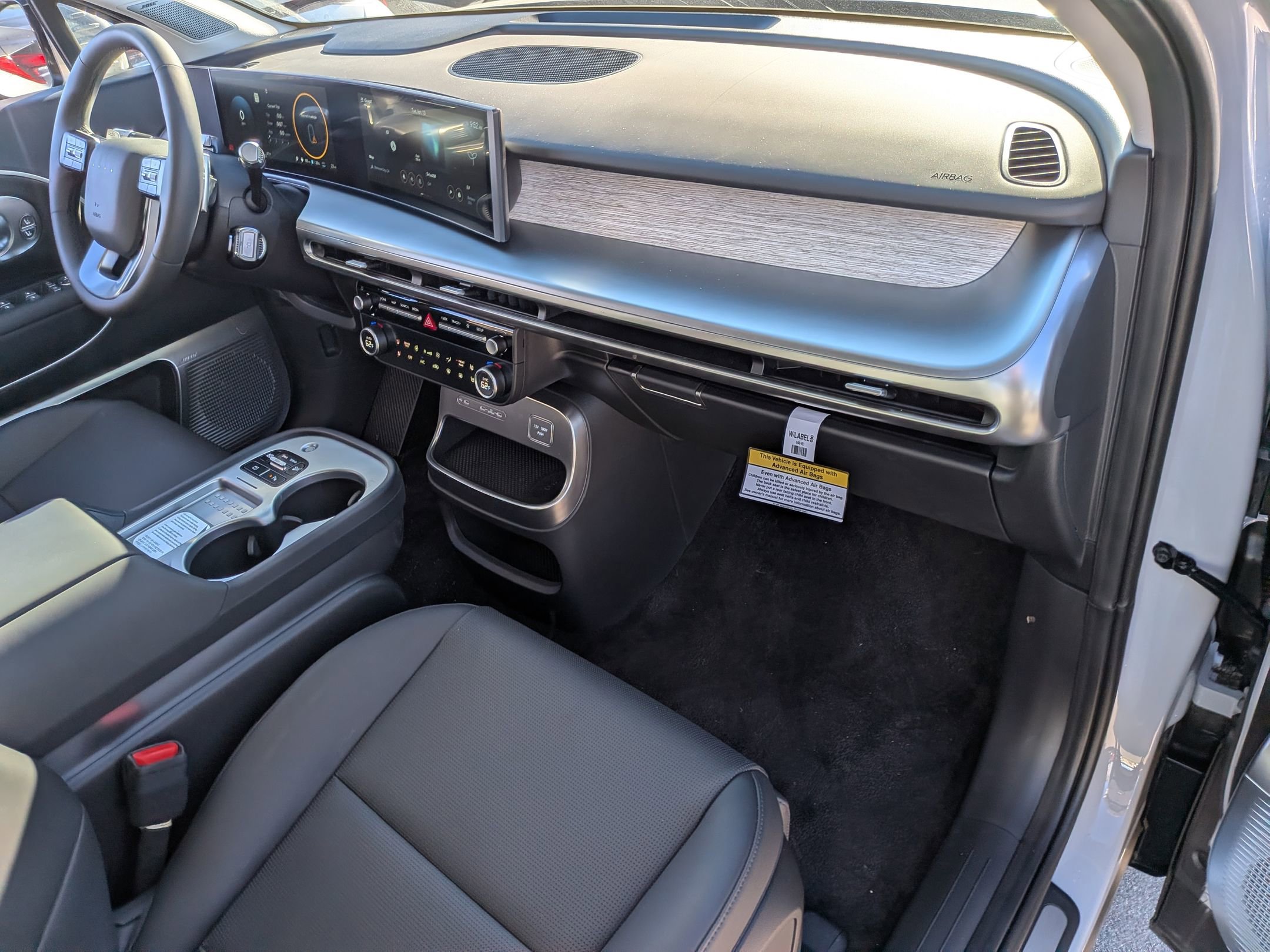 New 2026 Hyundai Ioniq 9 Limited image 26