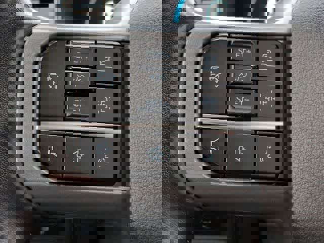 Used 2022 Ford F150 Lariat w/ Equipment Group 502A High image 25