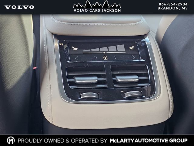 New 2026 Volvo XC90 B5 Plus w/ Protection Package Premier image 17