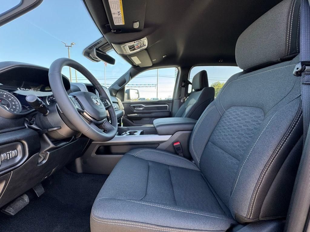 New 2026 RAM 1500 Big Horn AWD/4WD image 16