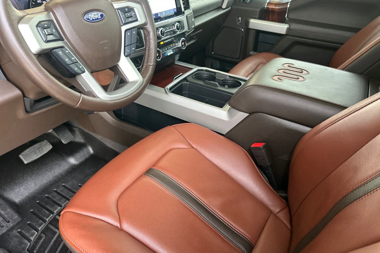 Certified 2022 Ford F350 King Ranch w/ King Ranch Ultimate Package AWD/4WD image 11