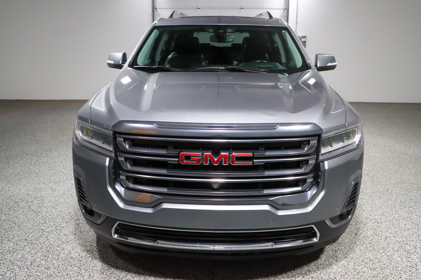 Used 2022 GMC Acadia AT4 w/ GMC Pro Grade Package AWD/4WD image 4