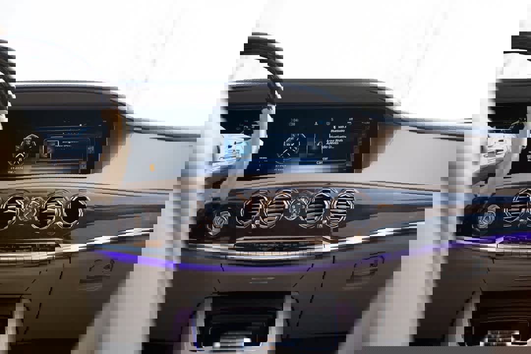 Used 2019 Mercedes-Benz S 560 4MATIC Sedan image 23