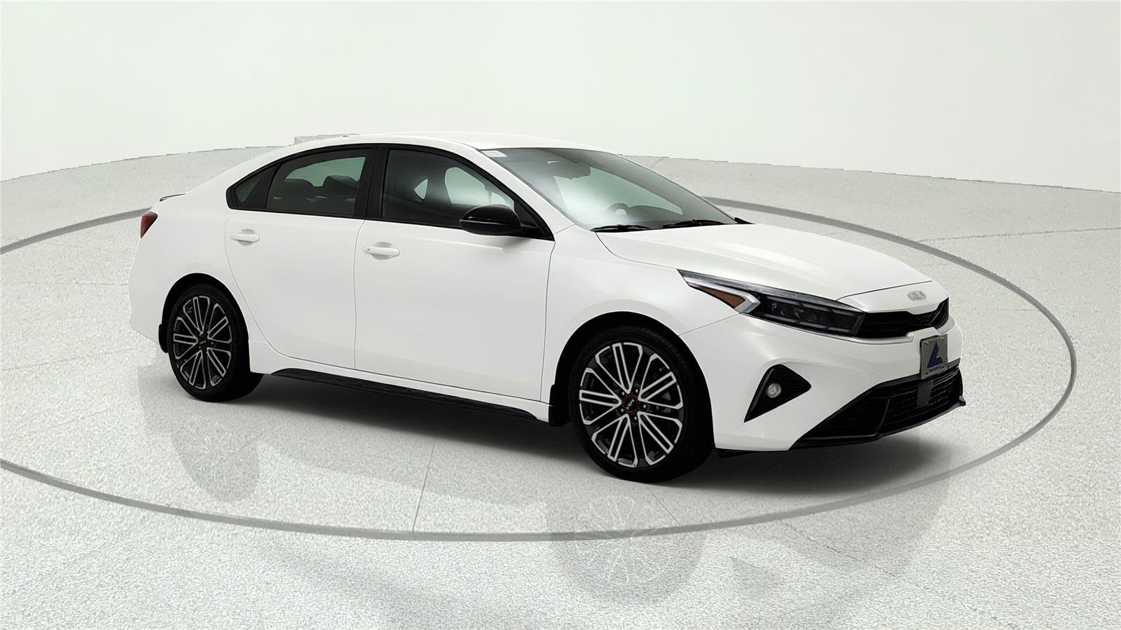 Used 2023 Kia Forte GT FWD image 2