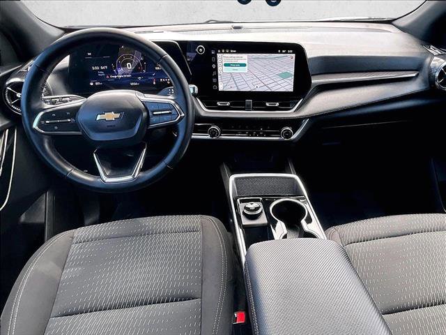 Used 2026 Chevrolet Equinox LT FWD image 16