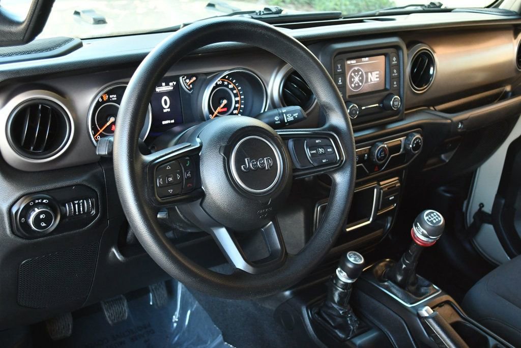 Used 2020 Jeep Gladiator Sport w/ Trailer Tow Package image 42