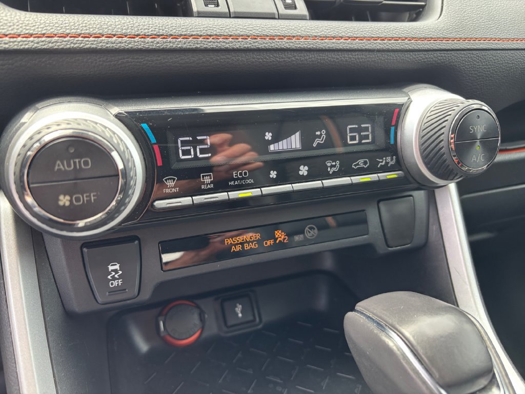 Used 2020 Toyota RAV4 Adventure AWD/4WD image 30