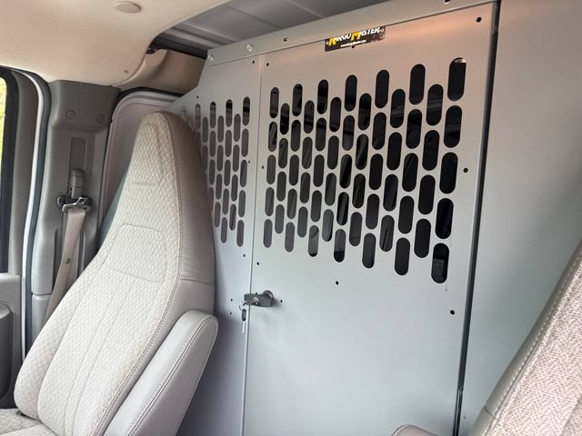 Used 2019 Chevrolet Express 2500 w/ Driver Convenience Package RWD image 14