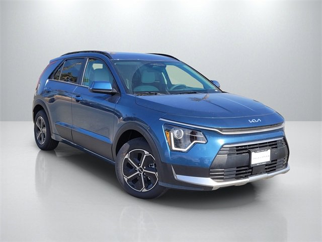 New 2025 Kia Niro EX