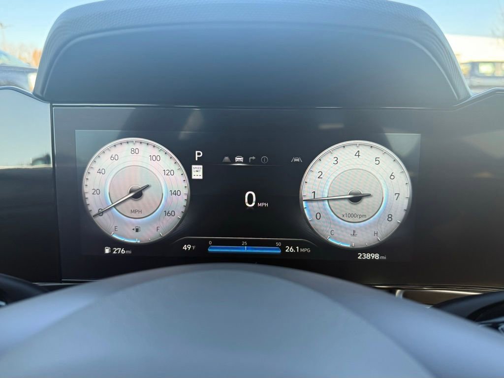 Used 2025 Hyundai Elantra SEL FWD image 39