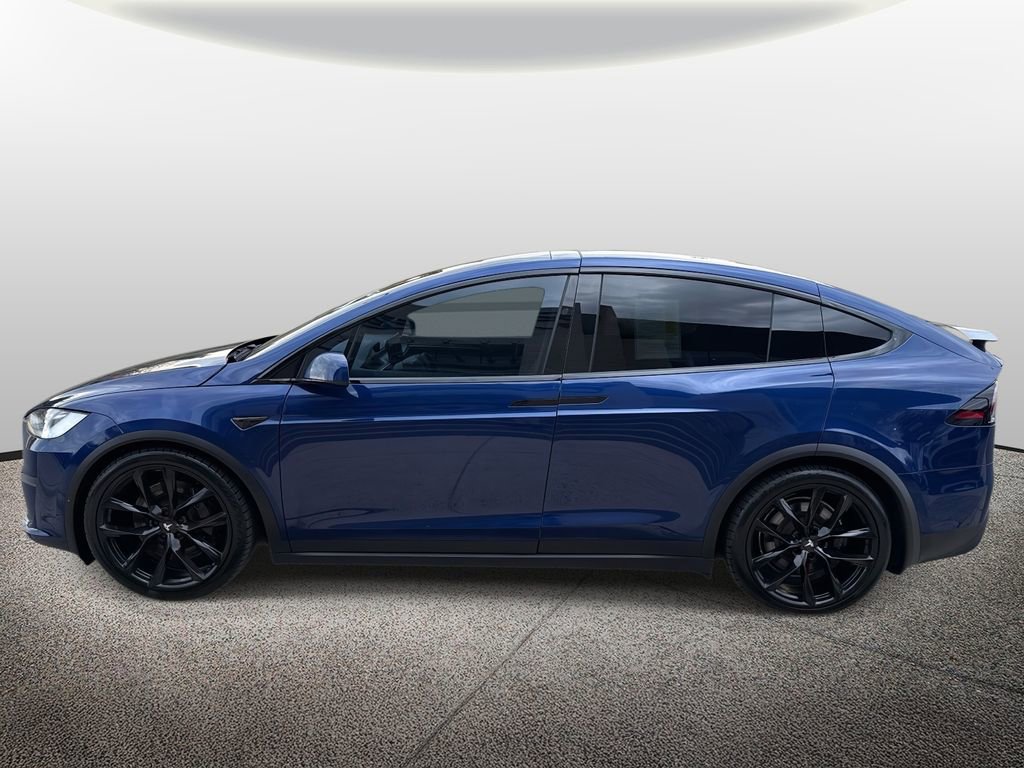 Used 2022 Tesla Model X image 3