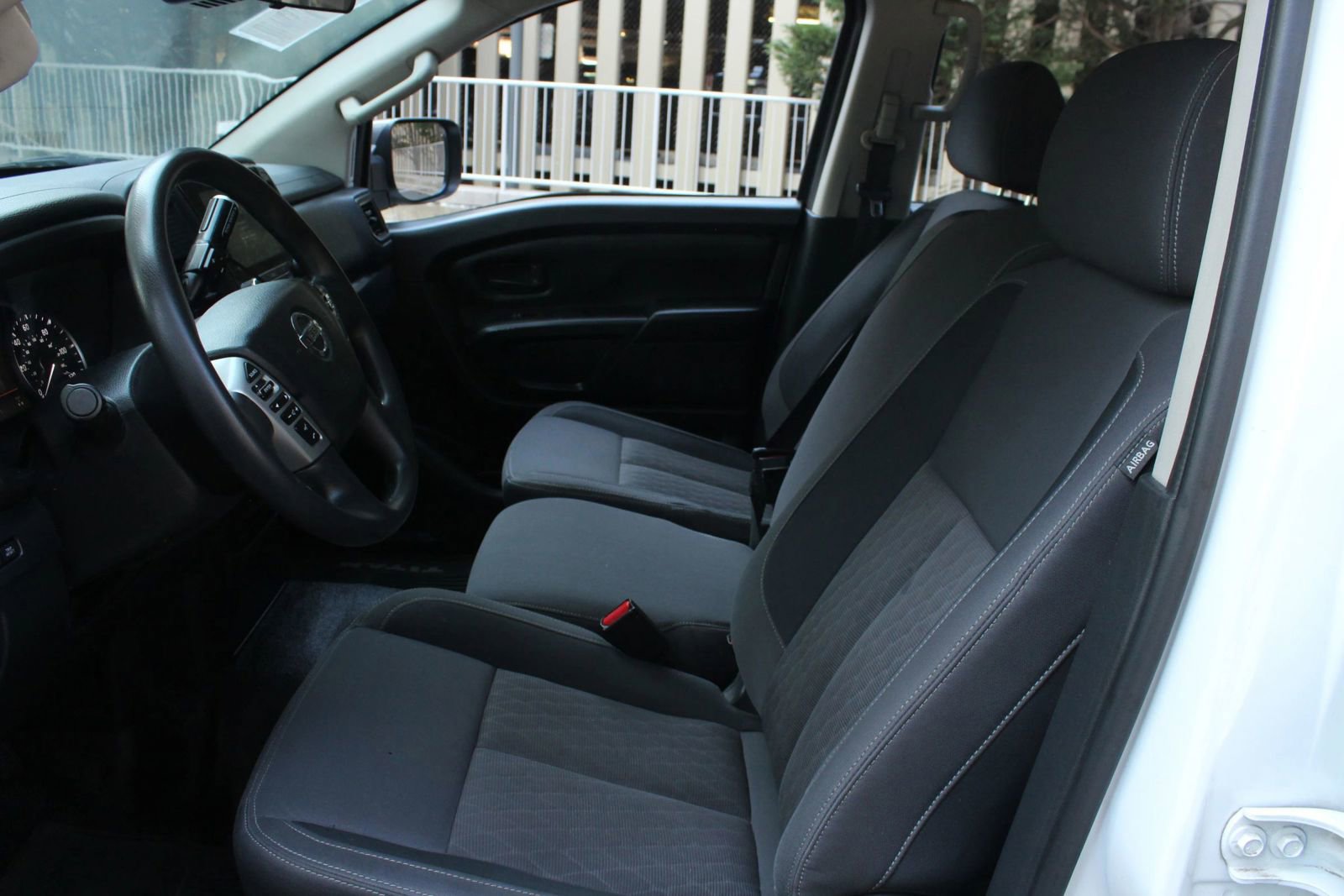 Used 2022 Nissan Titan S w/ S Utility Package image 14