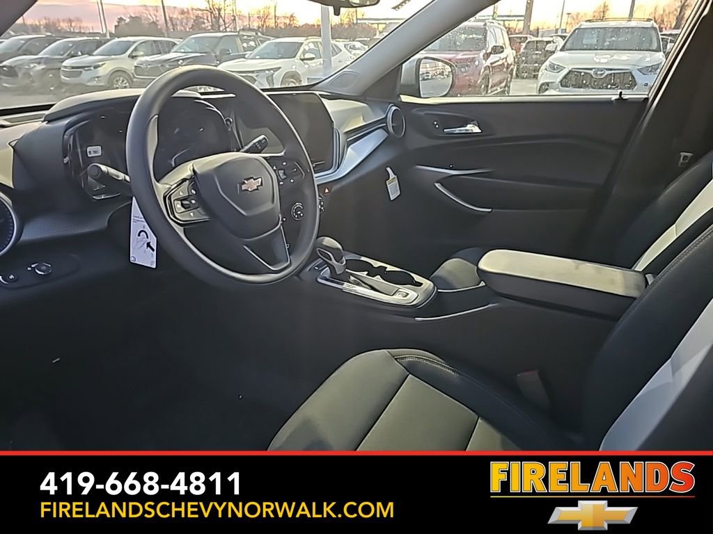 New 2026 Chevrolet Trax LS w/ LS Convenience Package image 30