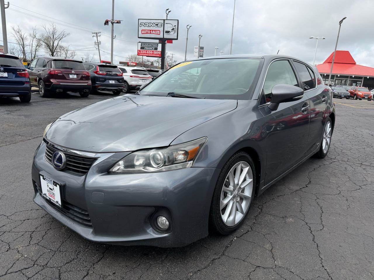 Used 2013 Lexus CT 200h w/ Premium Pkg w/Navigation image 3