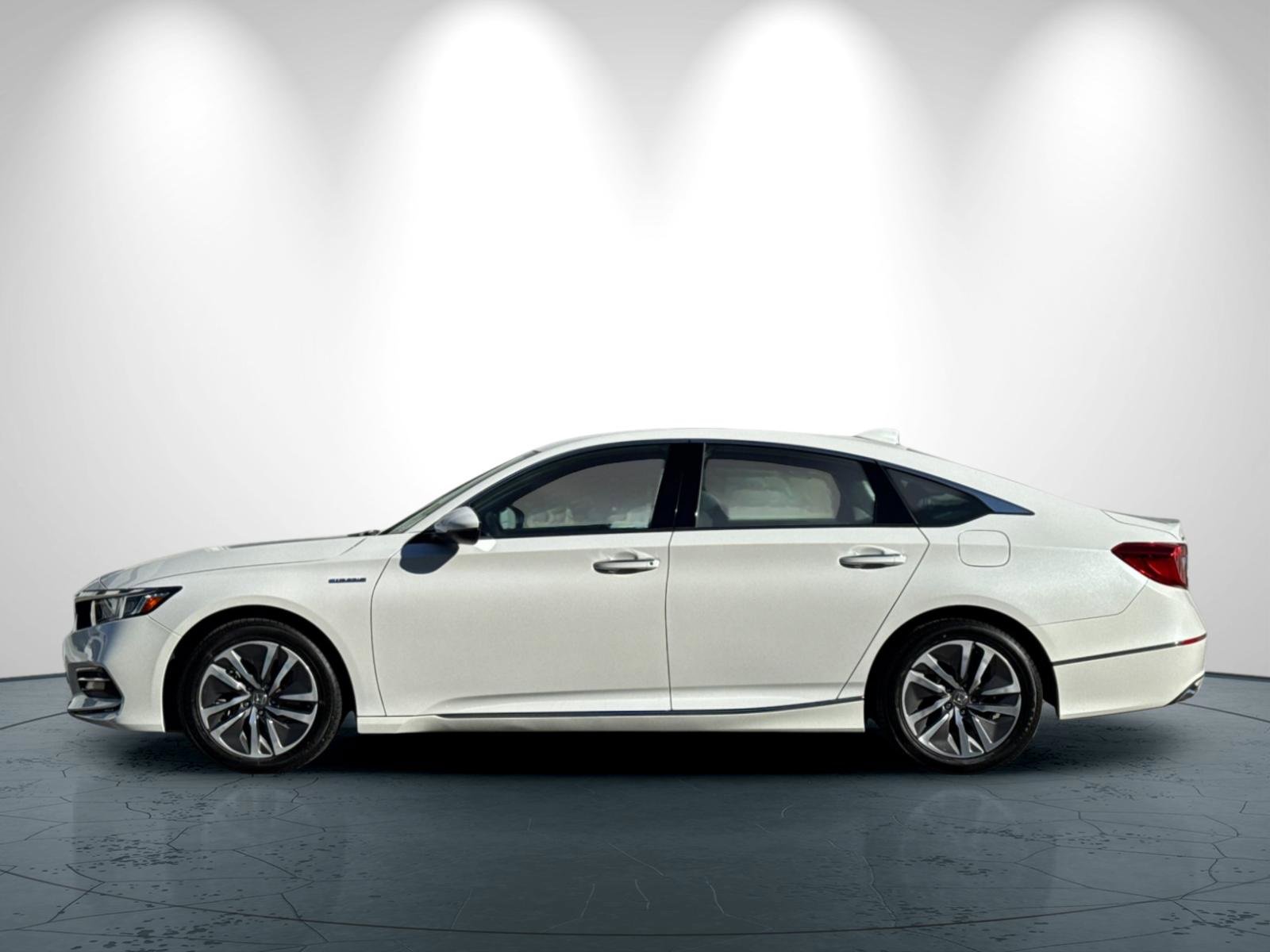 Used 2019 Honda Accord Touring image 7