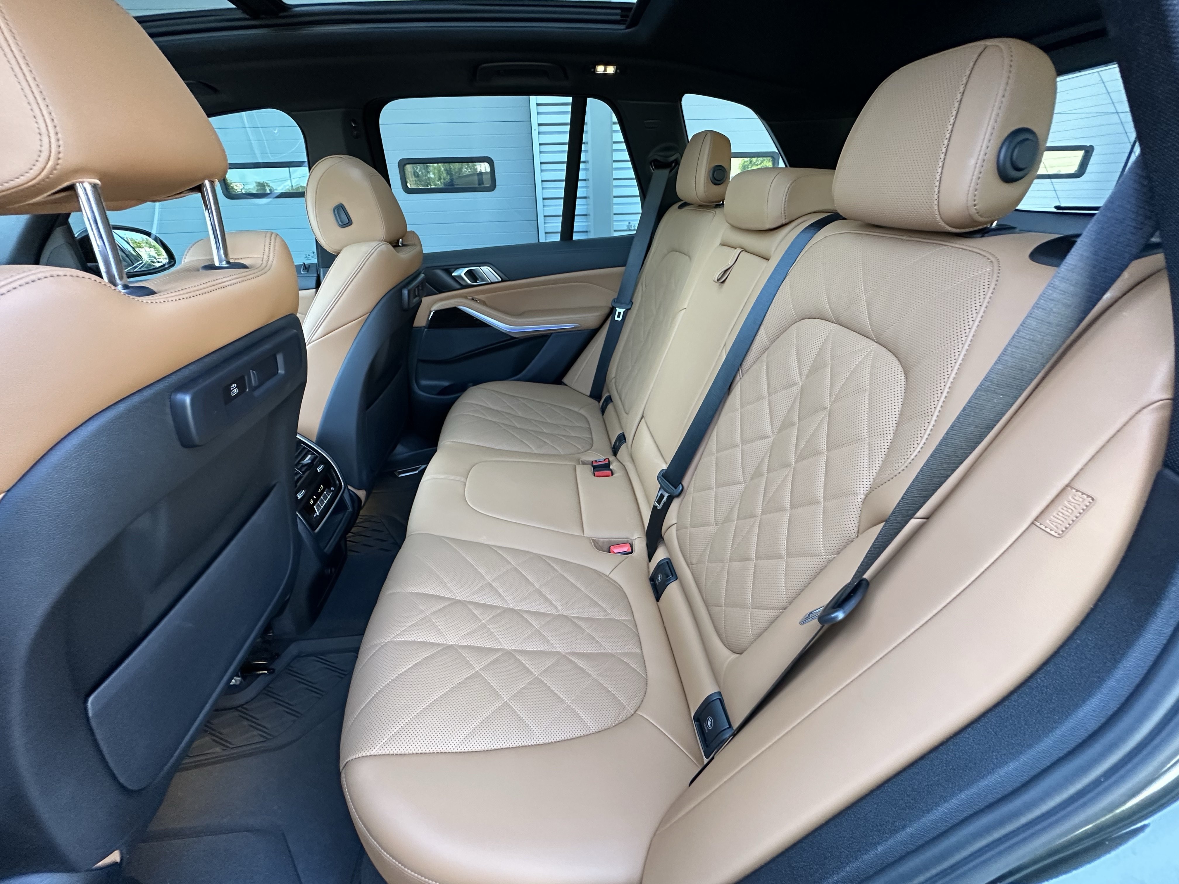 Used 2023 BMW X5 sDrive40i w/ M Sport Package RWD image 30