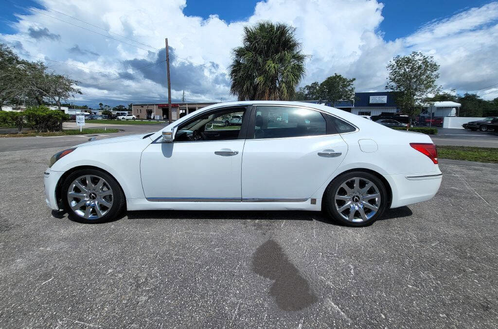 Used 2013 Hyundai Equus Signature image 12