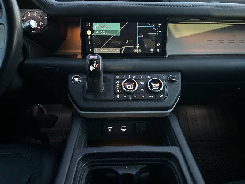 Used 2020 Land Rover Defender 110 HSE image 26