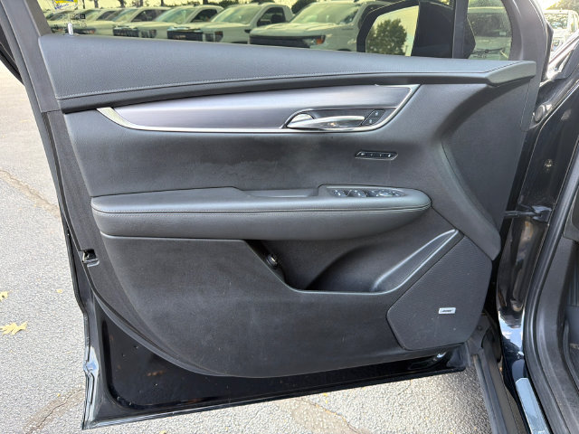 Certified 2024 Cadillac XT6 Luxury w/ LPO, Floor Liner Package AWD/4WD image 10