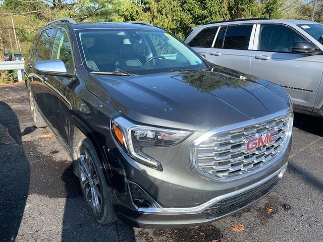 Used 2020 GMC Terrain Denali w/ Denali Premium Package image 5