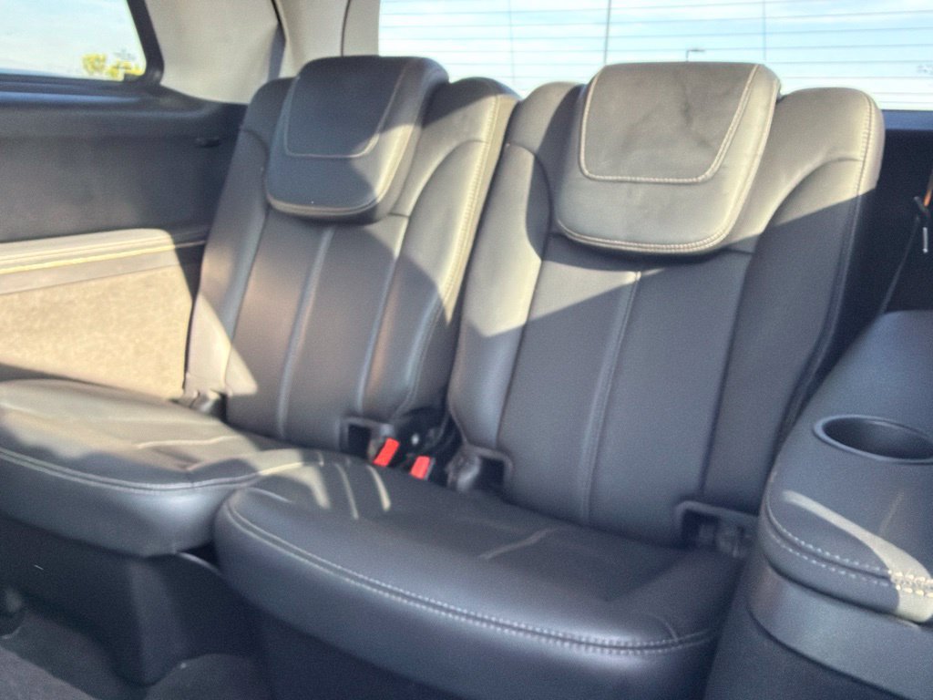 Used 2011 Mercedes-Benz GL 450 4MATIC image 36