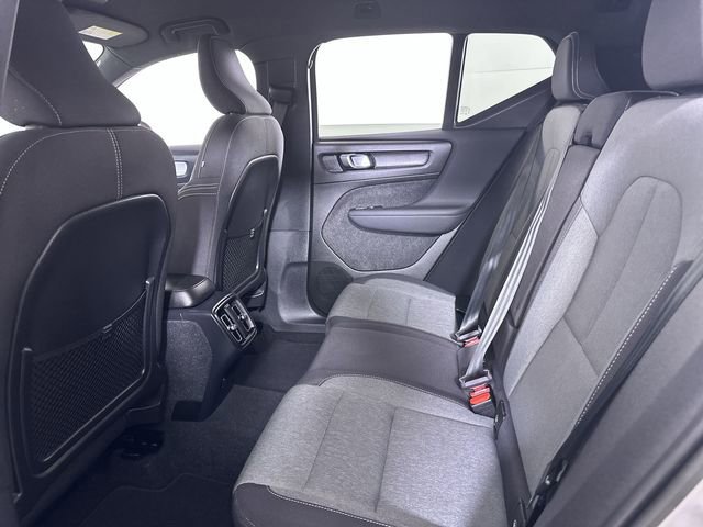 Used 2023 Volvo XC40 B5 Core image 73