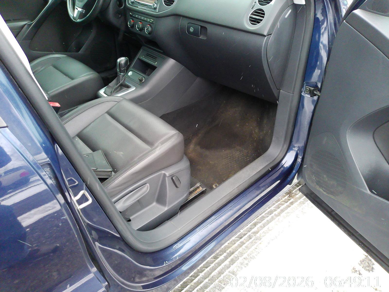 Used 2014 Volkswagen Tiguan SE image 40