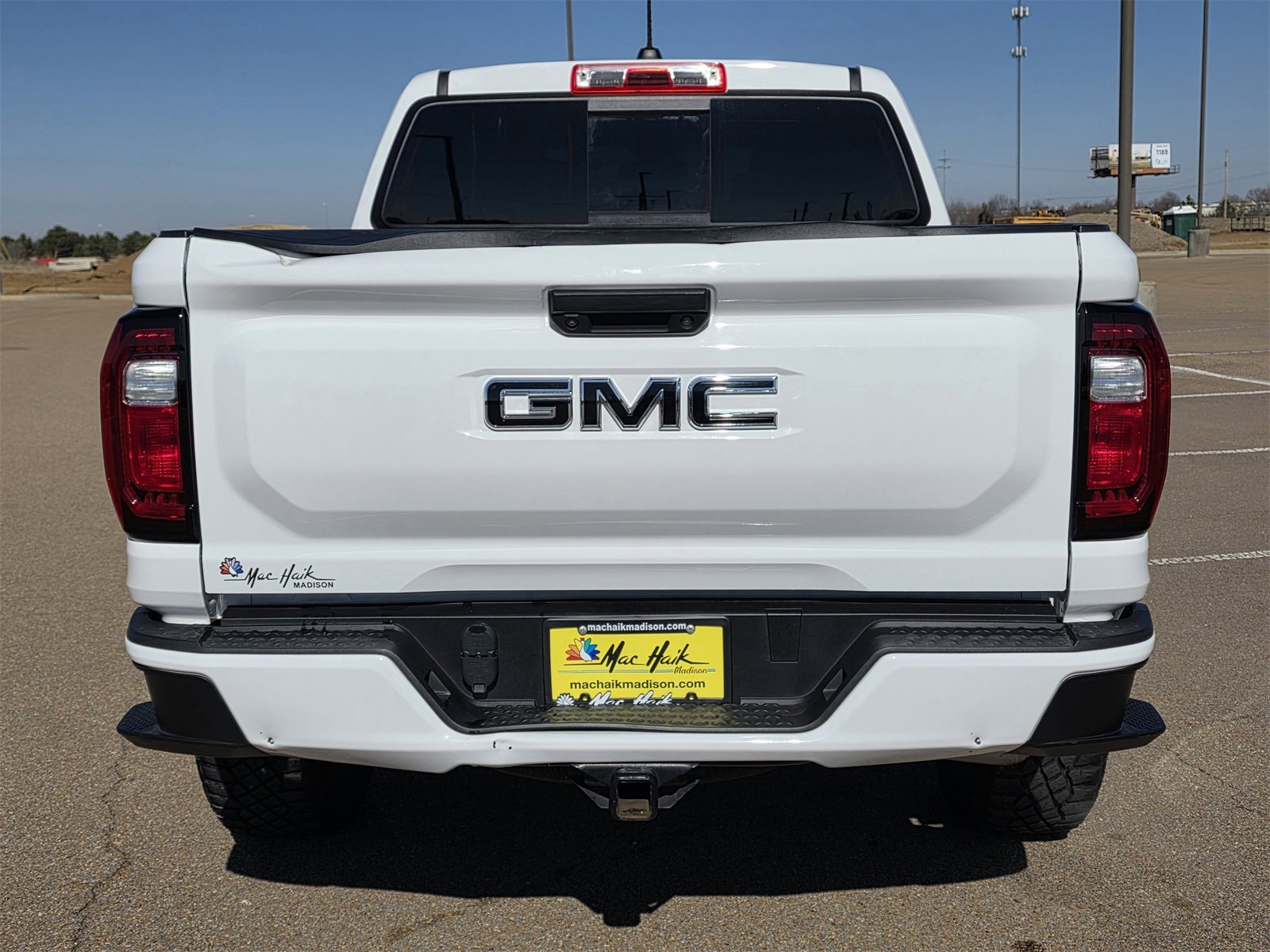 Used 2024 GMC Canyon Elevation w/ Convenience Package image 7