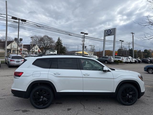 New 2026 Volkswagen Atlas SE