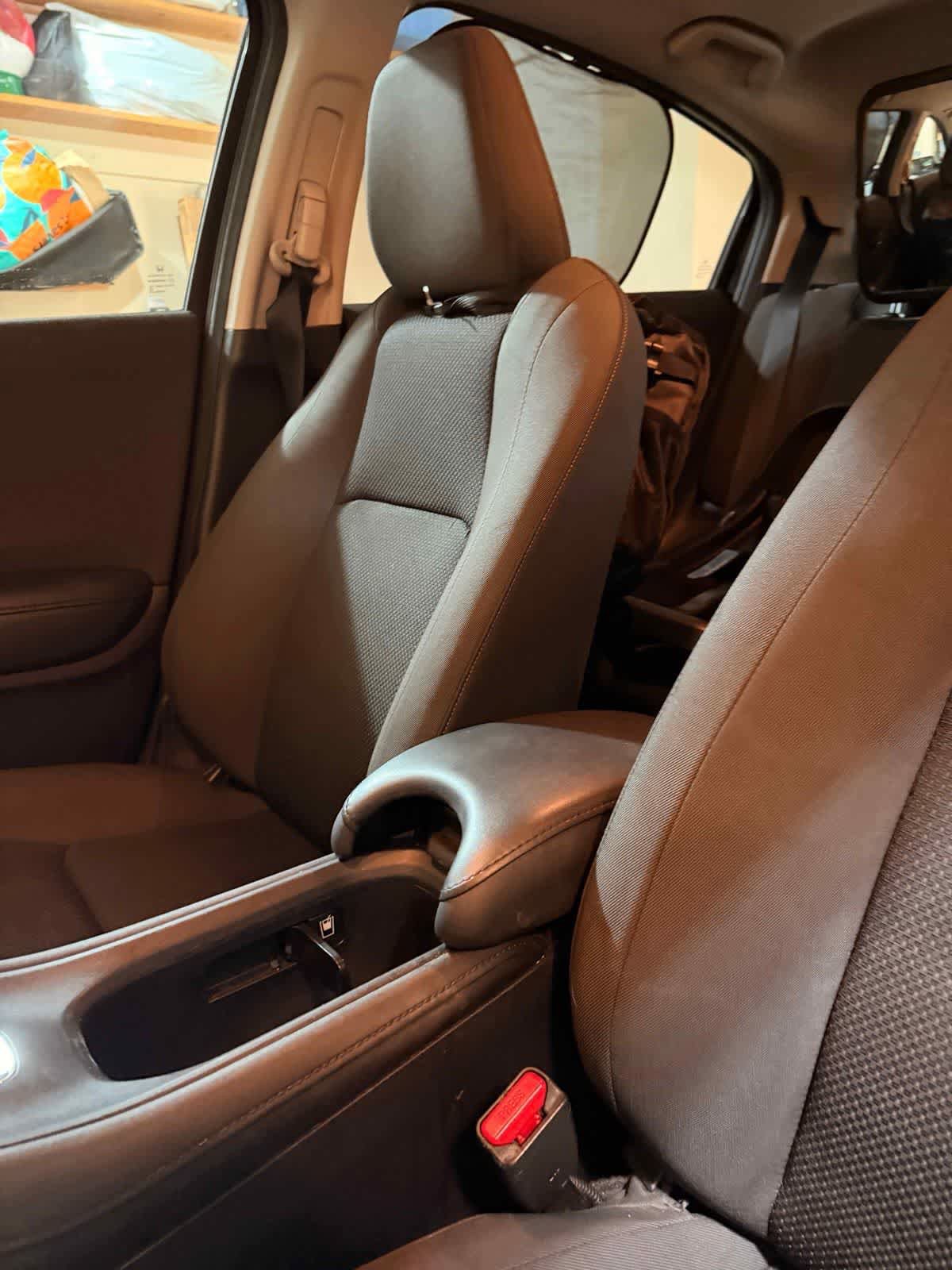 Used 2019 Honda HR-V EX image 10