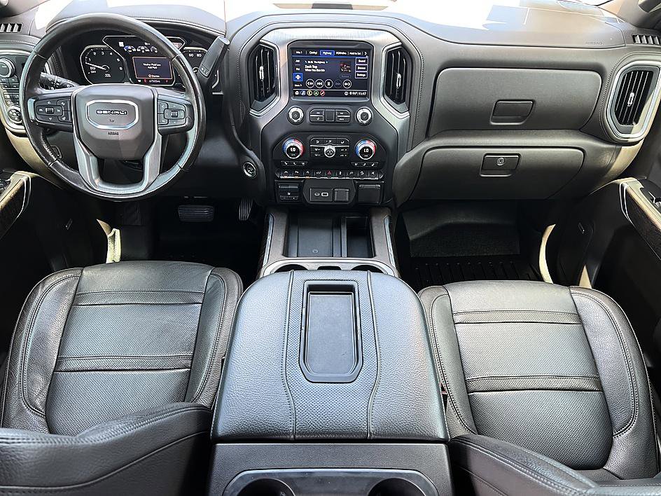 Used 2020 GMC Sierra 1500 Denali w/ Denali Ultimate Package AWD/4WD image 18