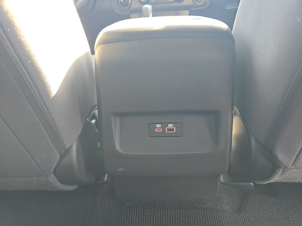 Used 2026 Nissan Frontier SV AWD/4WD image 16