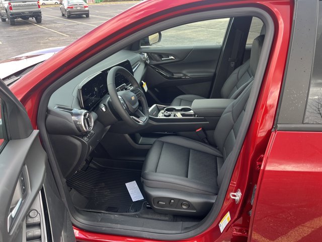 New 2026 Chevrolet Equinox LT image 3