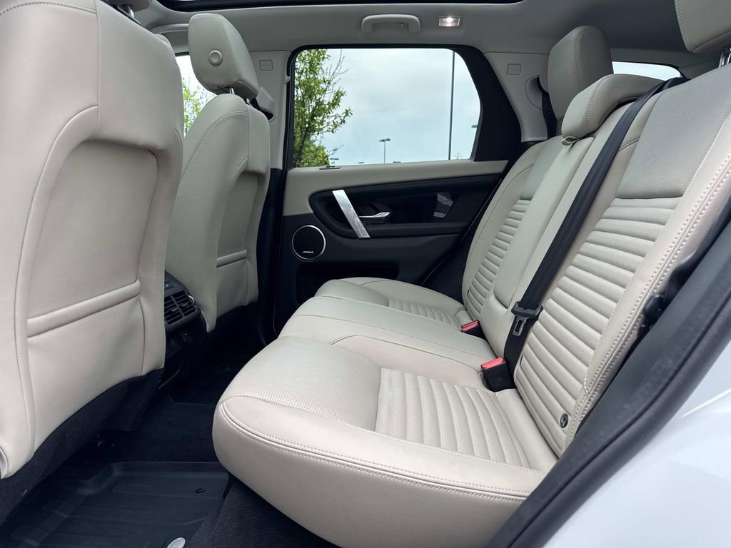 Certified 2025 Land Rover Discovery Sport S AWD/4WD image 13