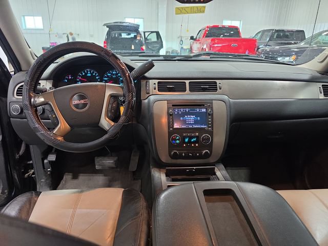 Used 2010 GMC Sierra 1500 SLT w/ All-Terrain Package AWD/4WD image 4