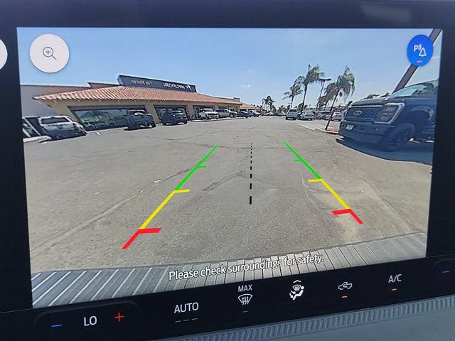 Used 2025 Ford Maverick Lobo AWD/4WD image 14