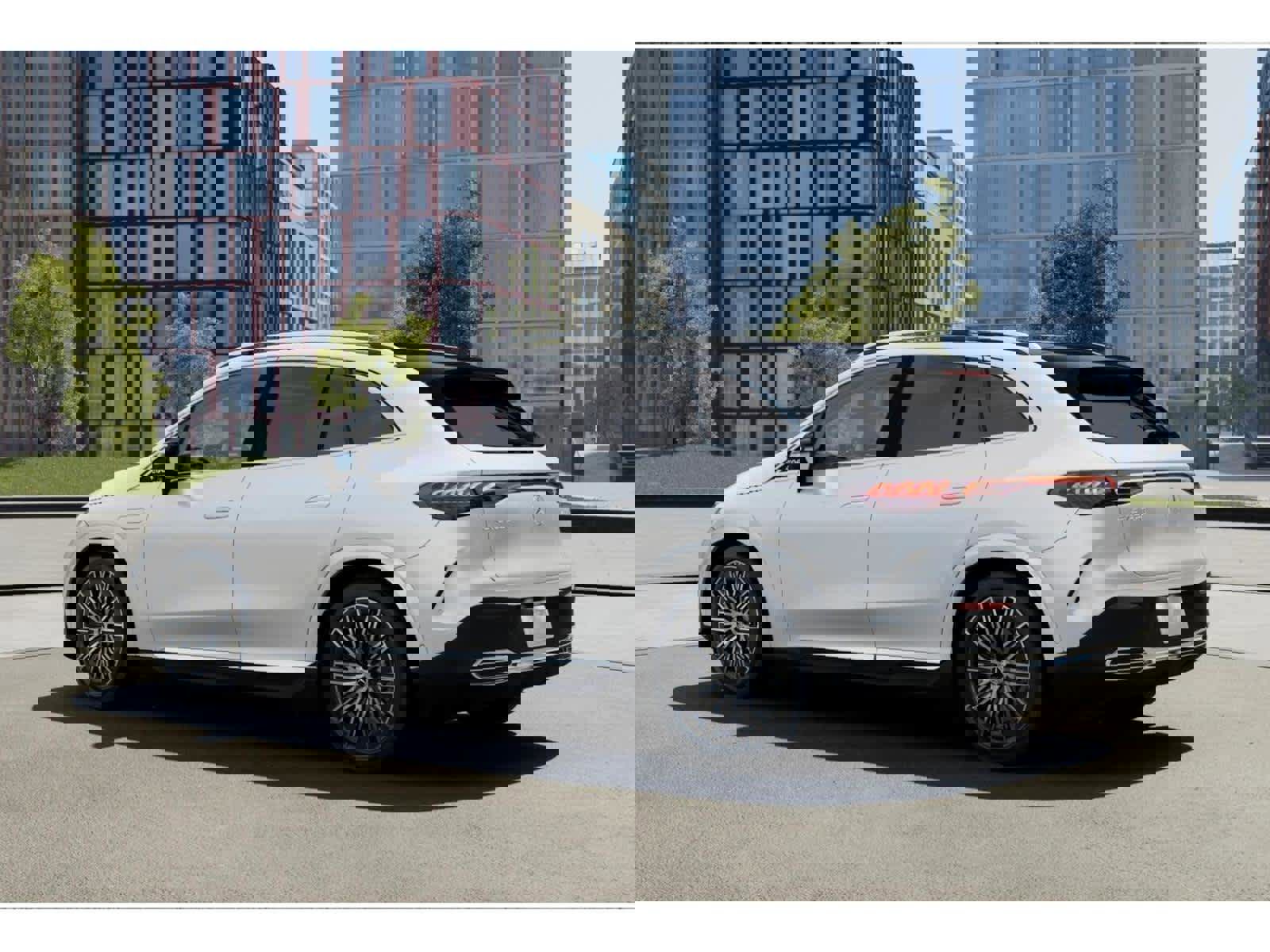 New 2026 Mercedes-Benz EQE 320 4MATIC SUV image 28