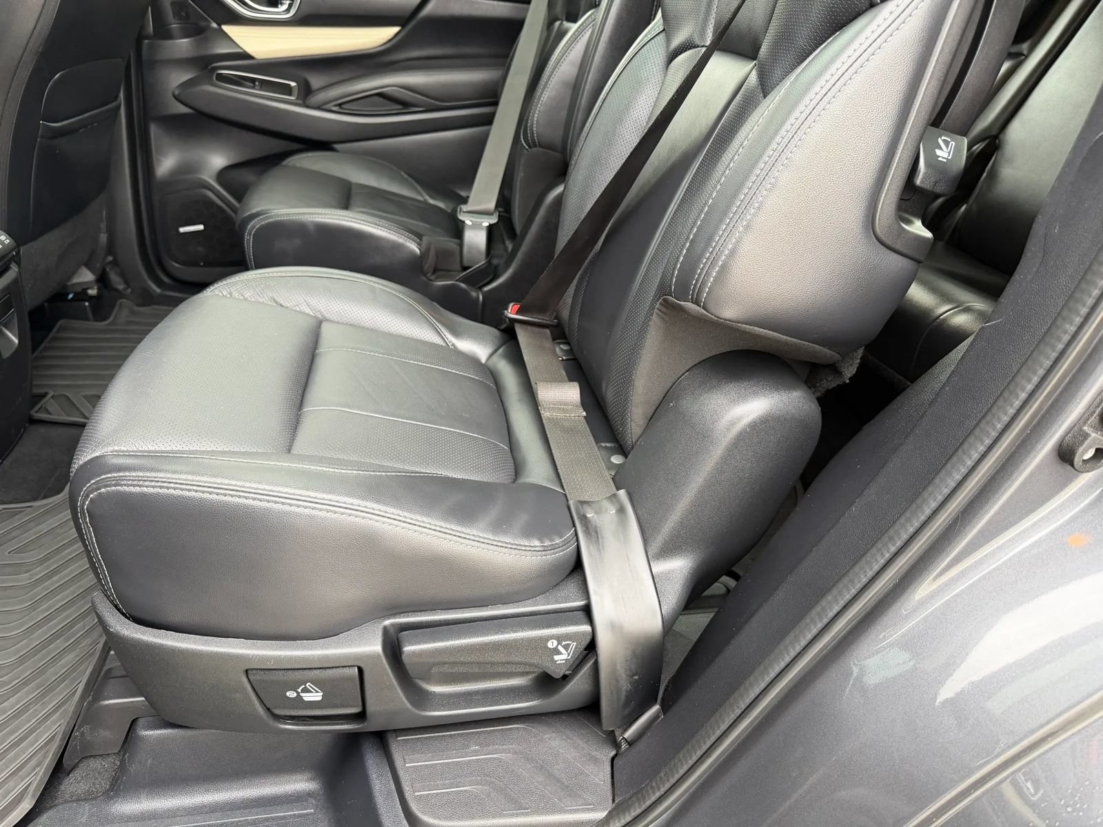 Used 2019 Subaru Ascent Limited w/ Popular Package #3 AWD/4WD image 62